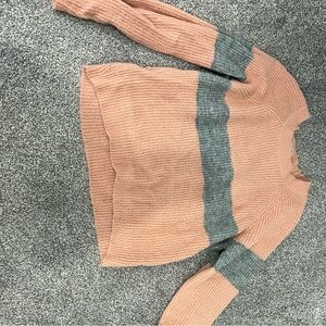 Fashion nova sweater size medium pink and grey
